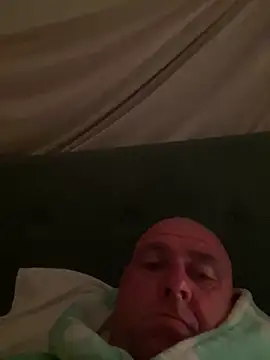 Curiosity8788 webcam show