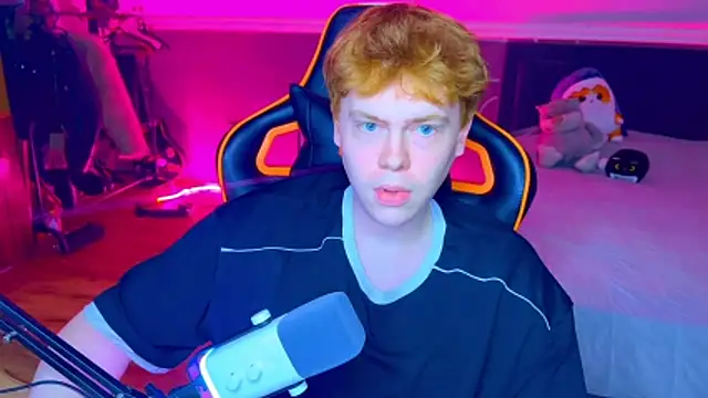 عرض كام Alvin_rain