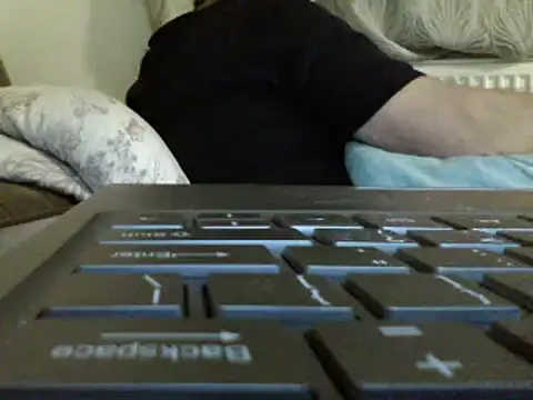 XXX chat uživo modela FROL83