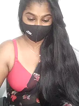 Chat +18 de Tamil_Azhaghi ao vivo