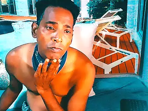 IndianHunk01 라이브 XXX 채팅