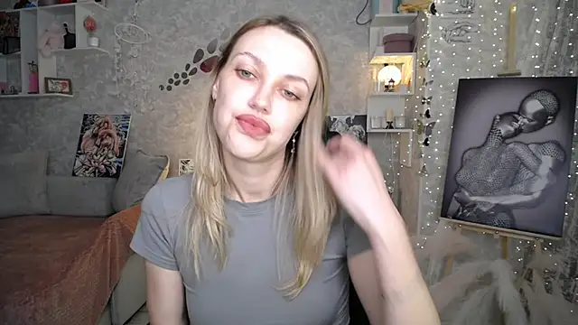 Živý XXX chat NickyAdamidi