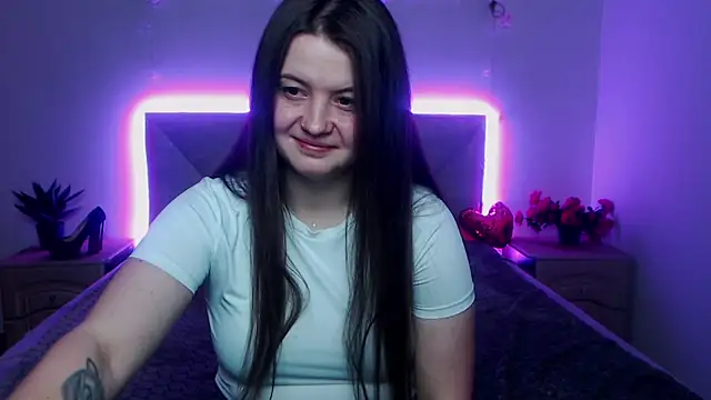 Онлайн чат XXX MavkaCute