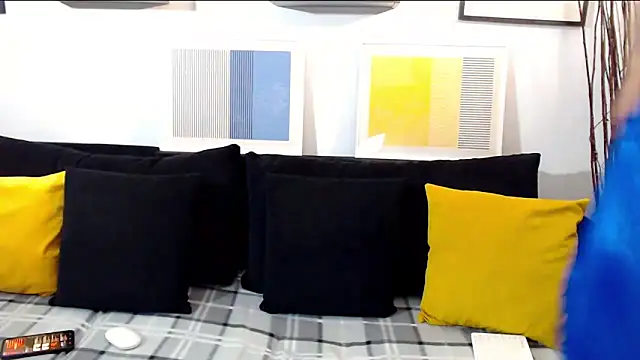 LaraLloveBliss 라이브 XXX 채팅