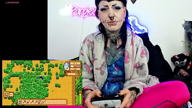 Purple_Coffin666 webkamerás műsora