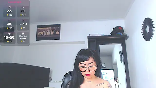 Онлайн чат XXX Vicky_hotmilf