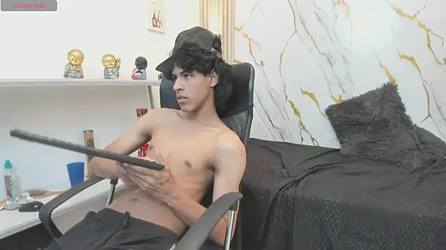 Zayn_Fox32 Webcam show