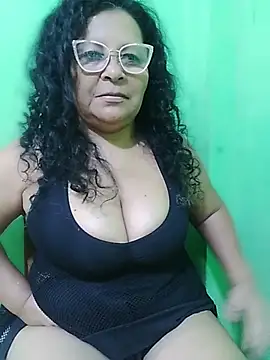 Amarantha25's Live XXX Chat