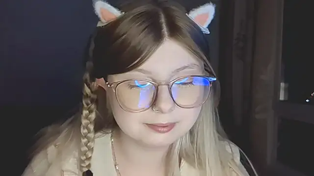 YukiBlush's Live XXX Chat