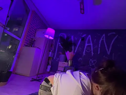 EmmaLyrica Webcam Show