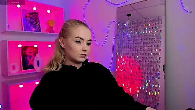 Chat +18 de StephanieSweety ao vivo