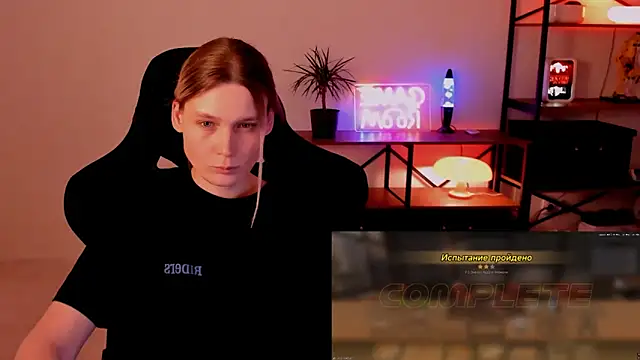Chat XXX Live Nessi_Villain