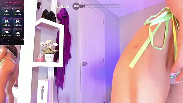 EmilyCoast-1 Live XXX-chat