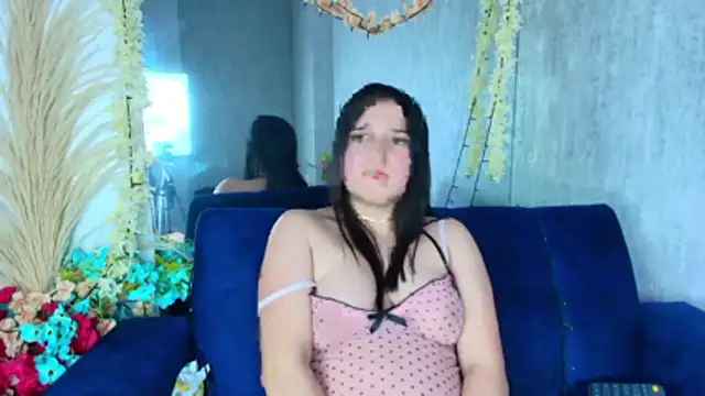 Chatroom XXX en direct de Julieth_Caandy
