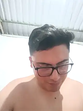 Show modela Alejasb na web-kameri
