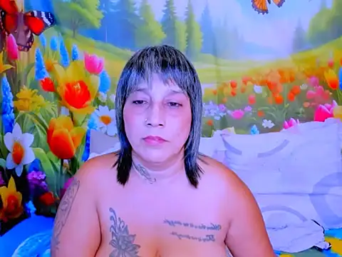 indianroxy: απευθείας συνομιλία ΧΧΧ