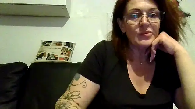 RubyyRosee Adlı Modelin Canlı XXX Sohbeti
