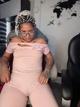 Laila_LS' Live XXX Chat