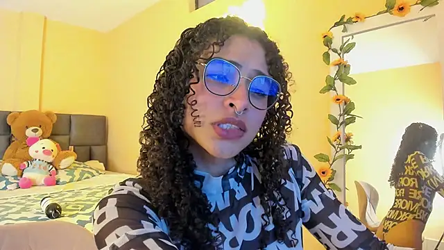 دردشة Keniia_rizz الجنسية المباشرة