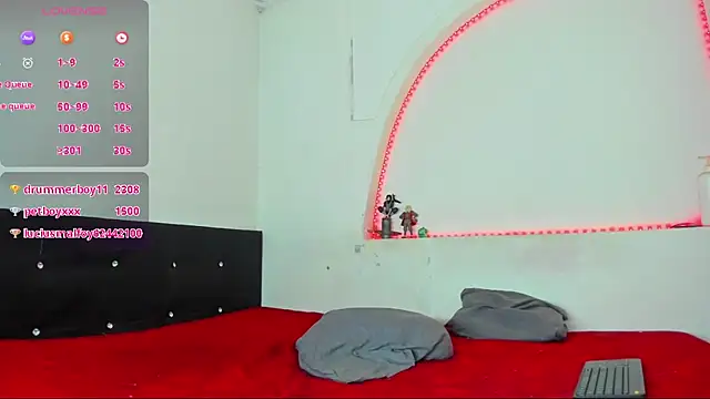 Webkamerová show liammendoza98