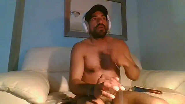 piggylatino webkamerás műsora