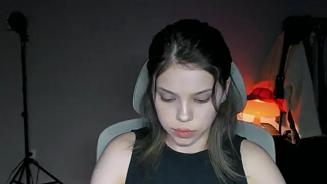 Онлайн чат XXX MelissaBrank