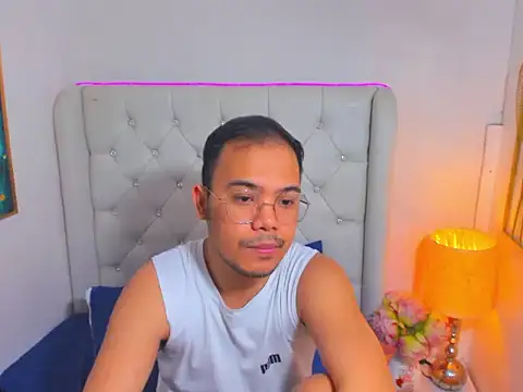 AsianZero 网络视讯表演