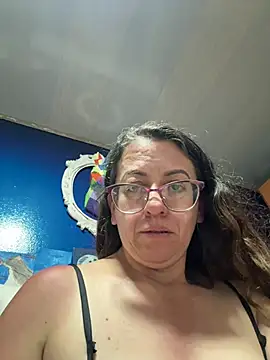 Chat +18 de miss_hanna07 ao vivo