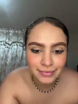 Živý XXX chat Tayler_Kim