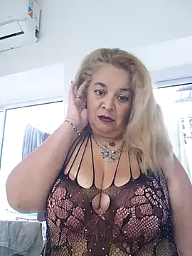 momismilf544 live XXX chat