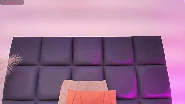 Chat +18 de KeniaCarterr ao vivo