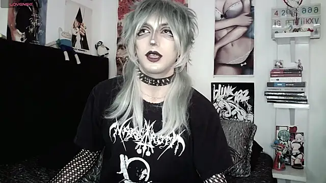 Pokazy przed kamerką – kiiler_queen