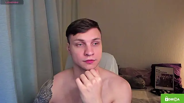 handsome_guy01 webcam show