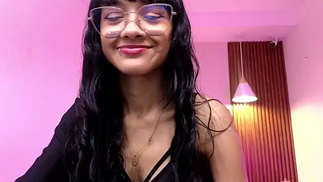 Cherry_Vixen_'s Webcam Show