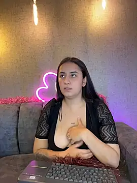 Antonella_Julieta Webcam-Show