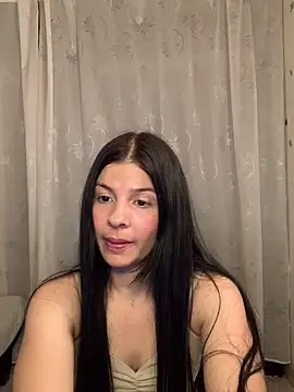 Estefani_32 Live XXX-Chat