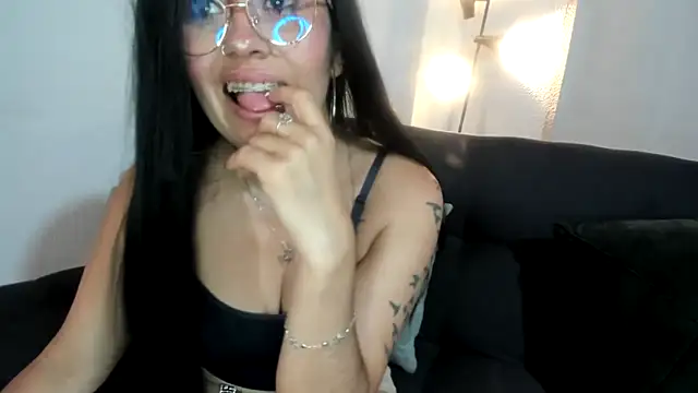 Tania_mature Obrolan Langsung XXX