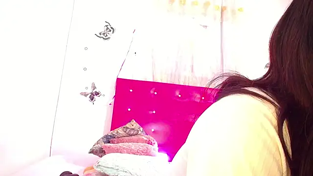 Chatroom XXX en direct de Naughty_choko