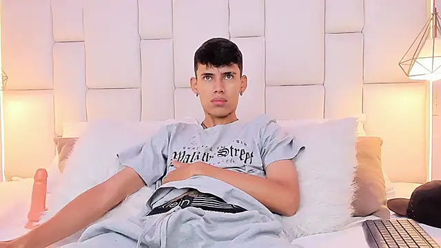 JacobFerrer Live XXX-chat