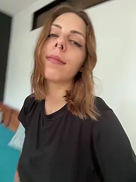 Mia_Railey Show Webcam