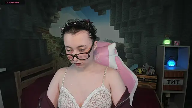 ClaraParks live XXX chat