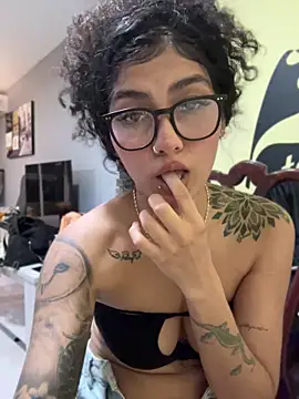 Chat XXX en directo de brizzmotion