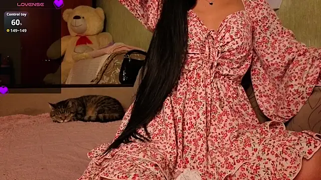 Arina_Bloom Show Webcam