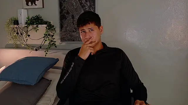 Raiden_boyyn Webbikameraesitys
