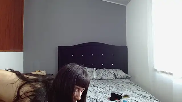 Chat XXX ao vivo de Emilia_1995