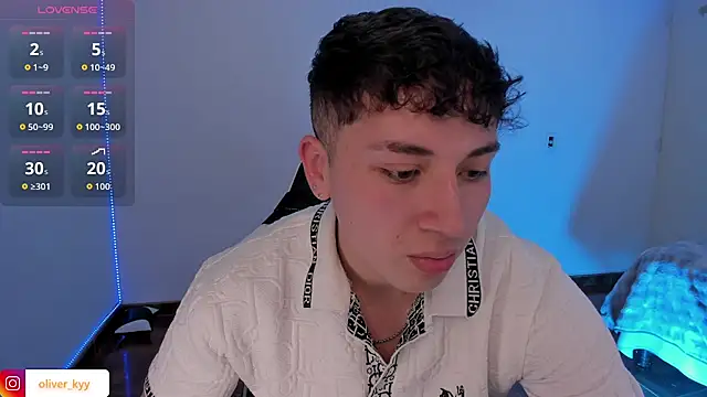 OLIVER_Kn Webbikameraesitys