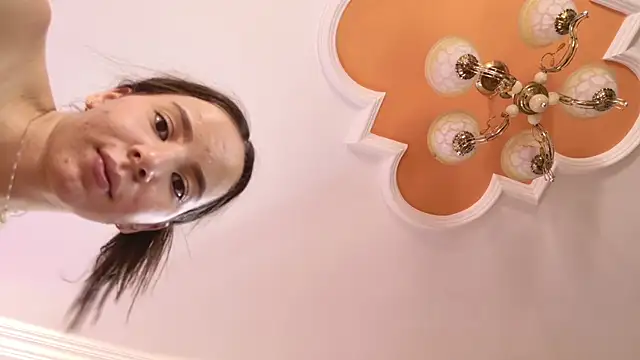 Živý XXX chat Bella_Riverss