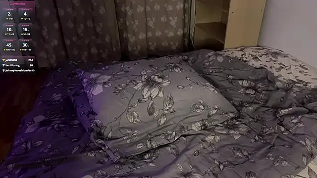 Онлайн чат XXX Velmiora