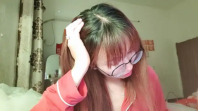 Chat XXX en directo de Lili_666