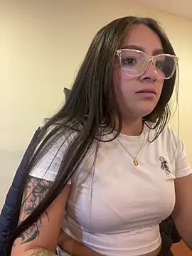 Alyha_Cortes Live XXX-chat
